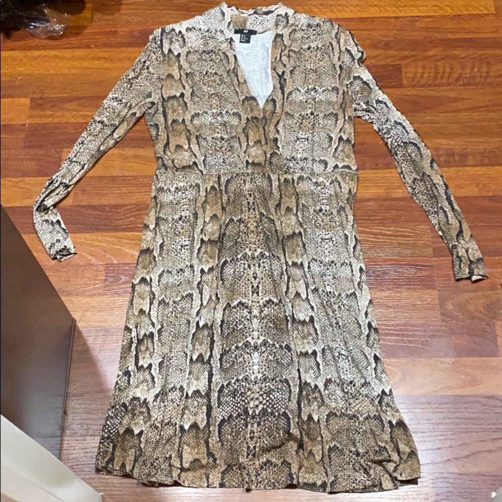 H&M dress